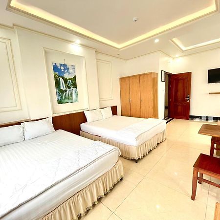 Hotel Phụng Hoàng Vũ à Bac Lieu Extérieur photo