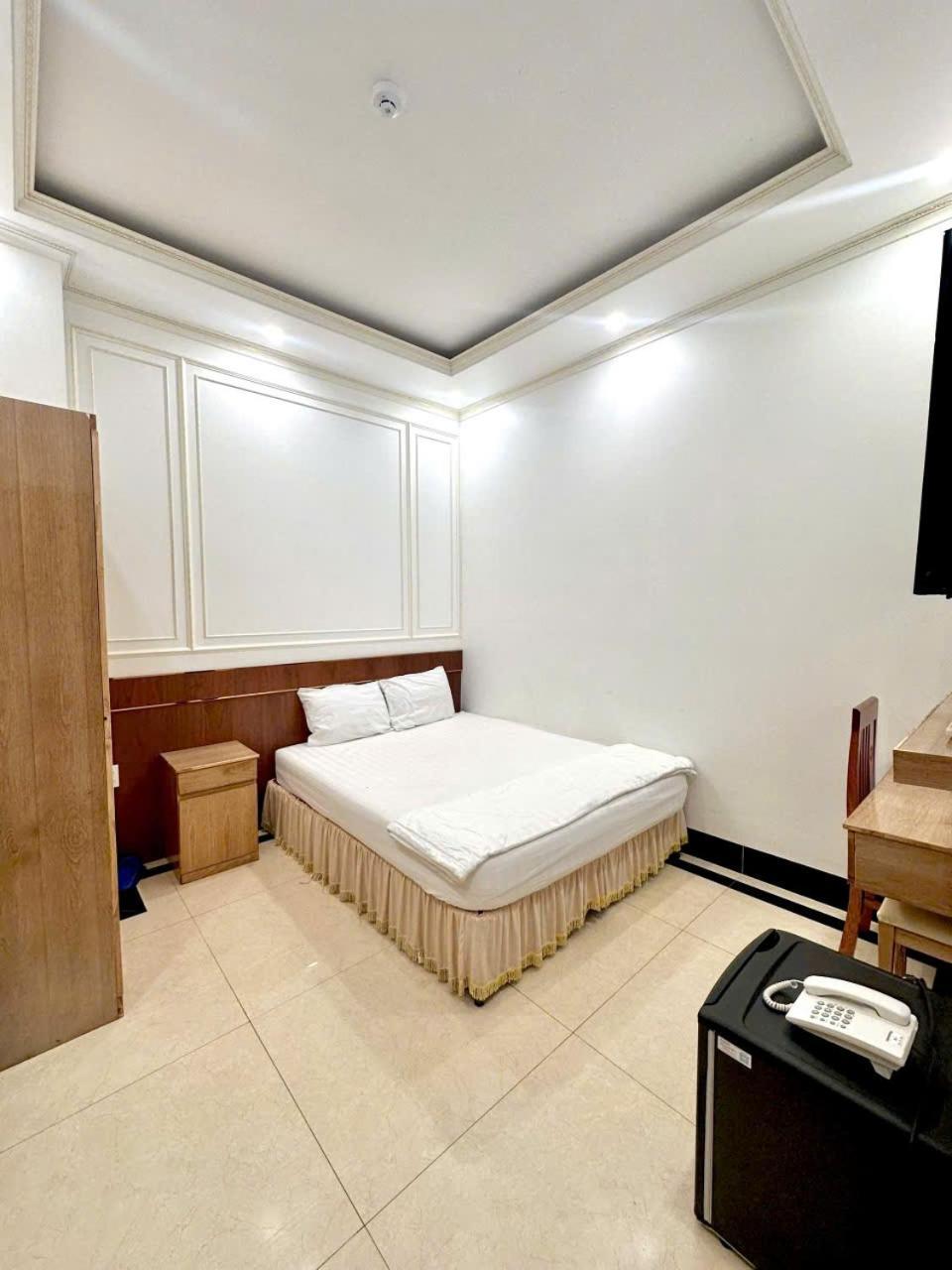 Hotel Phụng Hoàng Vũ à Bac Lieu Extérieur photo