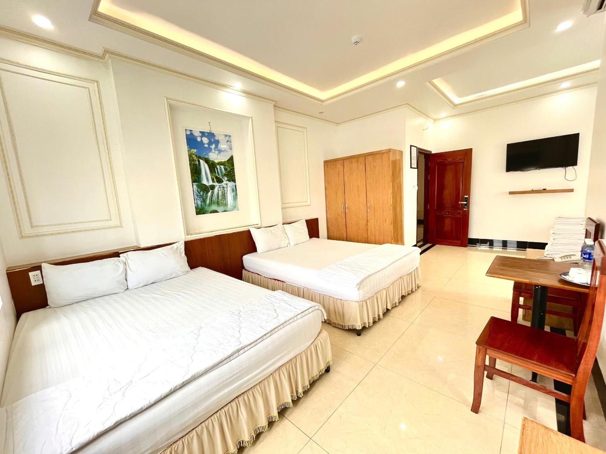 Hotel Phụng Hoàng Vũ à Bac Lieu Extérieur photo