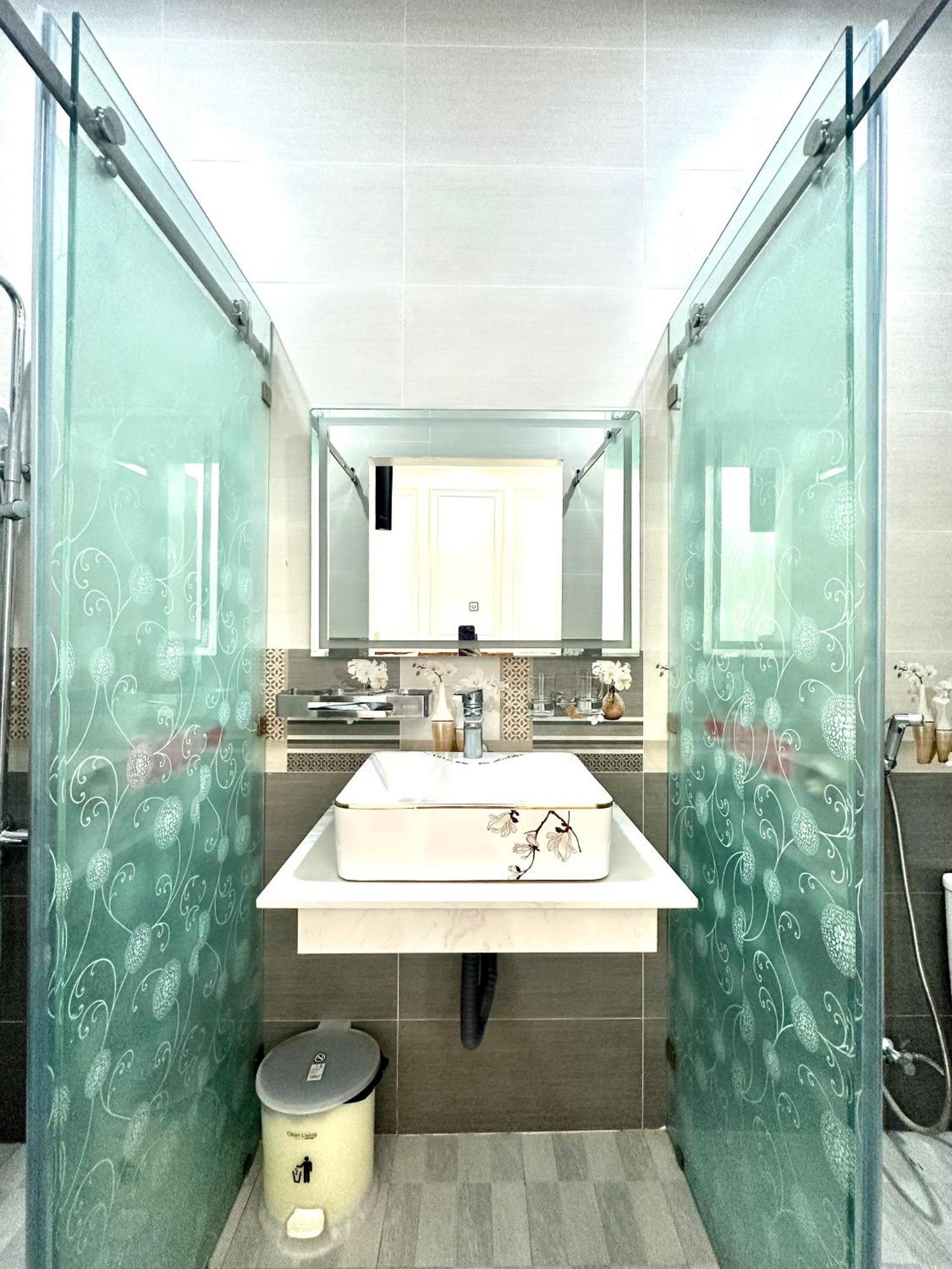 Hotel Phụng Hoàng Vũ à Bac Lieu Extérieur photo